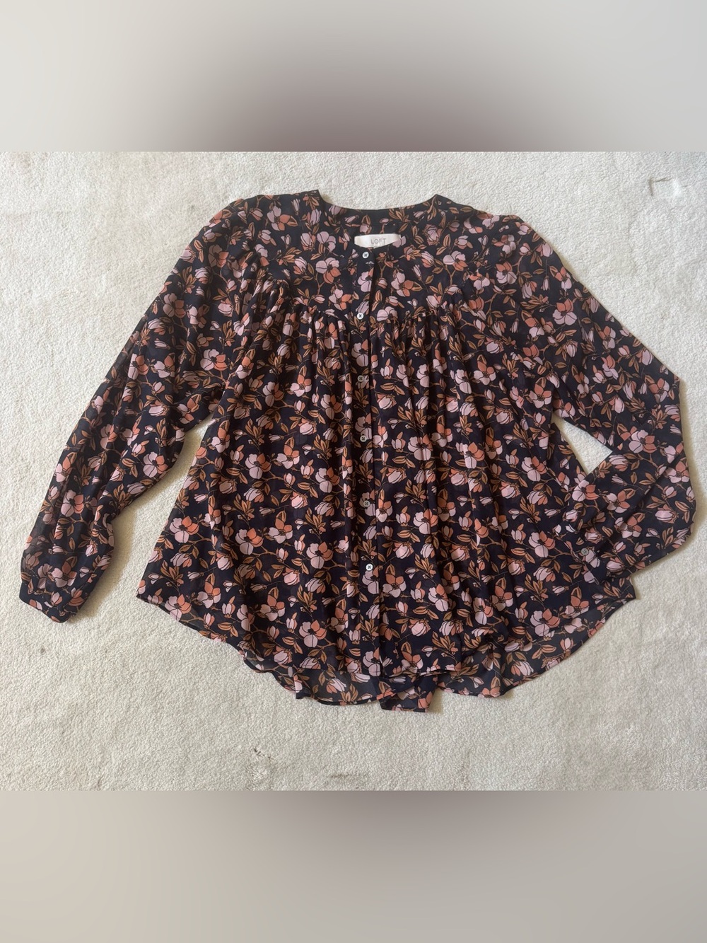 LOFT Black Floral Long-Sleeve Button Down Blouse size M
